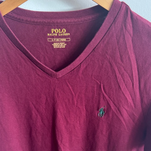 Polo Ralph Lauren Men's Burgundy V-Neck Tee - Picture 3 of 6